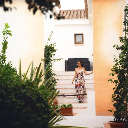 Micalosu Hotel 3*