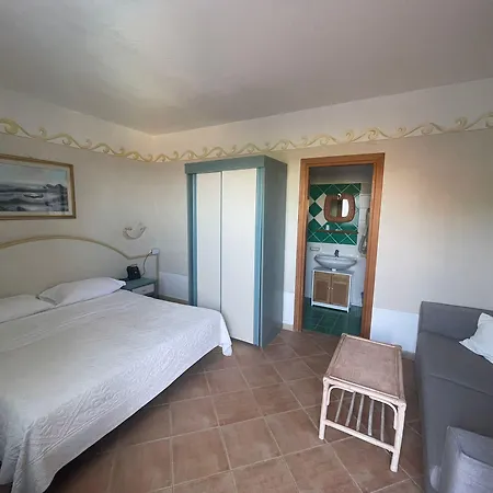 Hotel Micalosu Cannigione