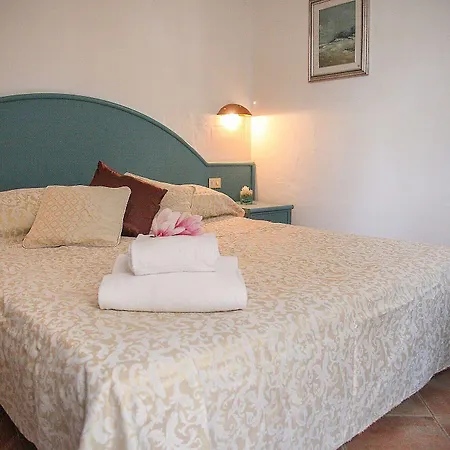 Hotel Micalosu Cannigione