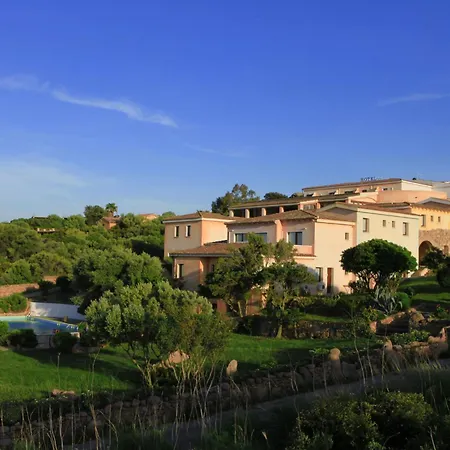 Micalosu فندق كانّيجوني