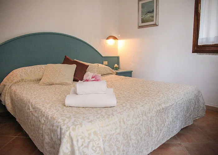 Micalosu 3* Cannigione