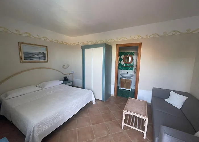 Hotel Micalosu Cannigione